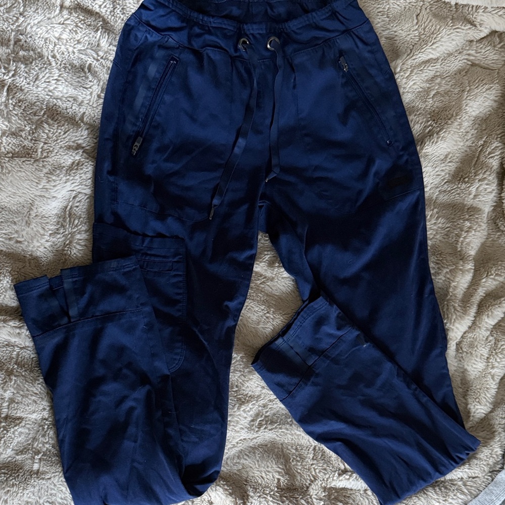 Grey's Anatomy BARCO Navy scrubs